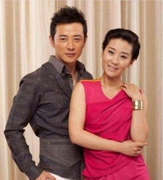 罗晋最新照片展现成熟魅力与多元角色塑造，观点分析