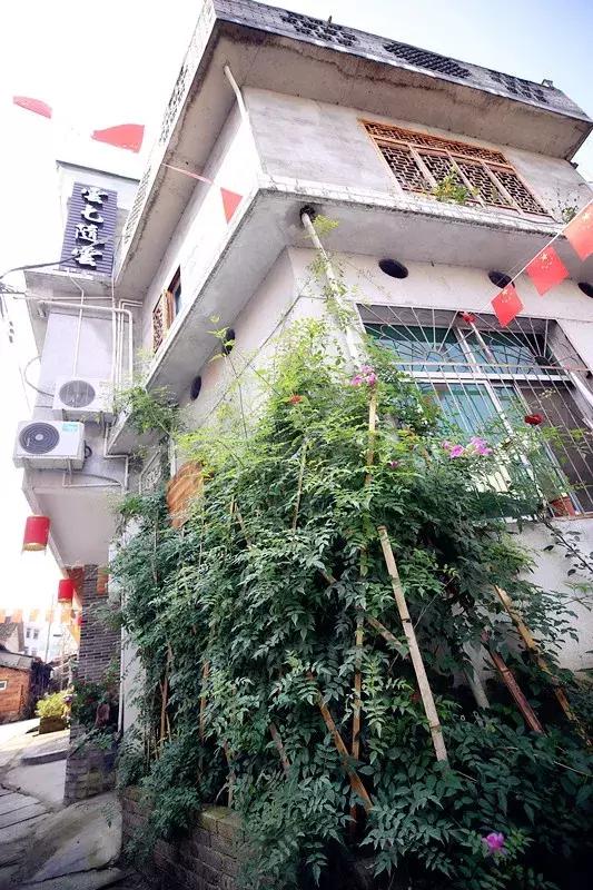 冠县隐藏版特色小店发现之旅，小巷深处的独特风味